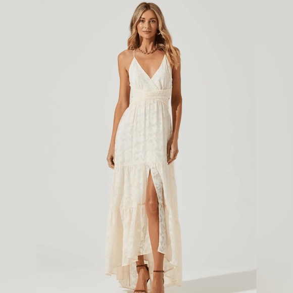 Astr Dresses & Skirts - ASTR The Label Frolic Cutout Front Slit Maxi Dress in cream